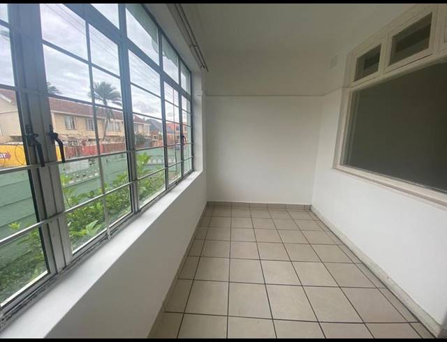 1 BEDROOM PROPERTY TO RENT IN GLENWOOD